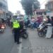 Pengaturan Lalu – lintas pada Pagi hari Memberikan Pelayanan kepada masyarakat pengguna Jalan oleh Polsek Sukalarang Polres Sukabumi Kota