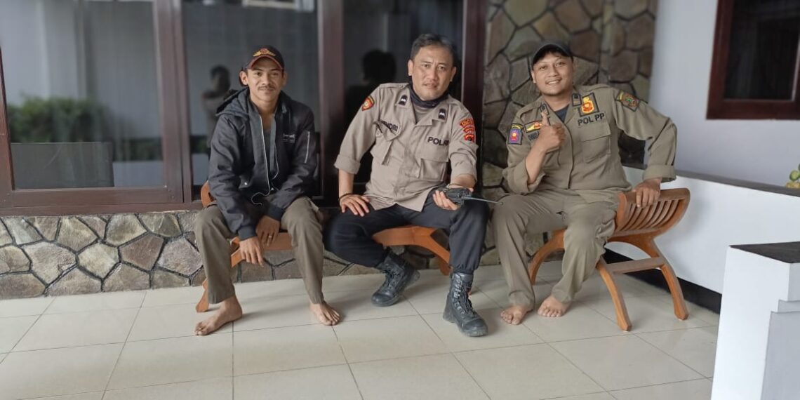 Anggota Samapta Polsek Warudoyong Laksanakan Patroli dialogis di Siang Hari