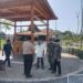 Anggota Samapta Polsek Sukabumi Melaksanakan kegiatan dialogis dengan Pemilik Cafe Kopi Nako di Desa Sukajaya