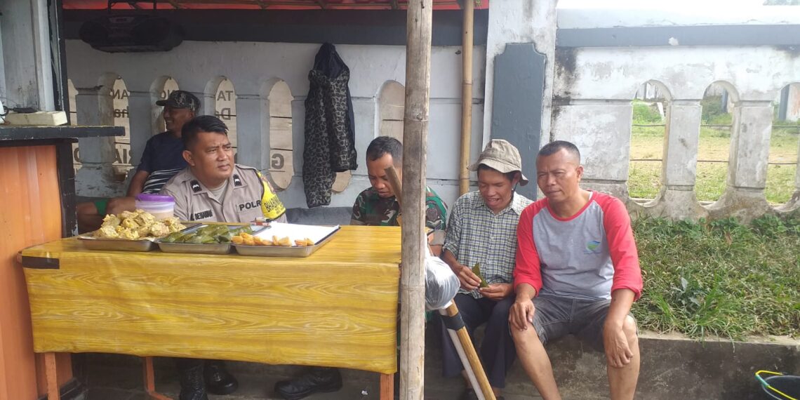 Sambangi Warga, Polisi di Kota Sukabumi Sampaikan Imbauan Kamtibmas