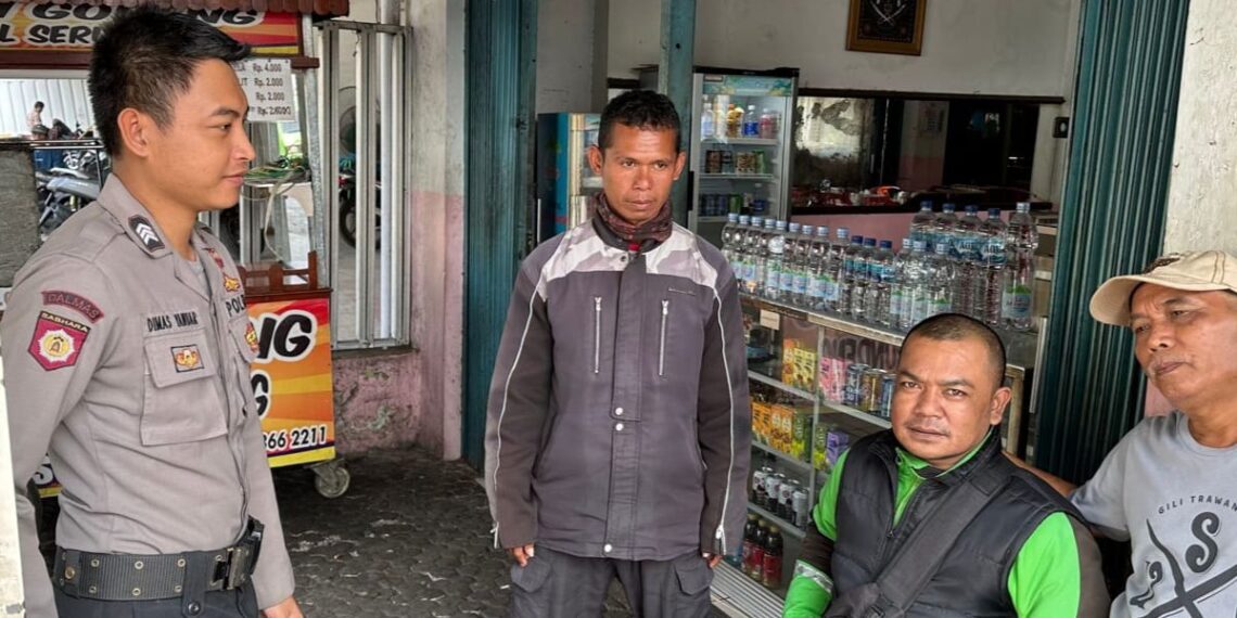 Unit Samapta Polsek Cisaat  Ajak Ojek Pangkalan  Waspada Pada Kejahatan Jalanan