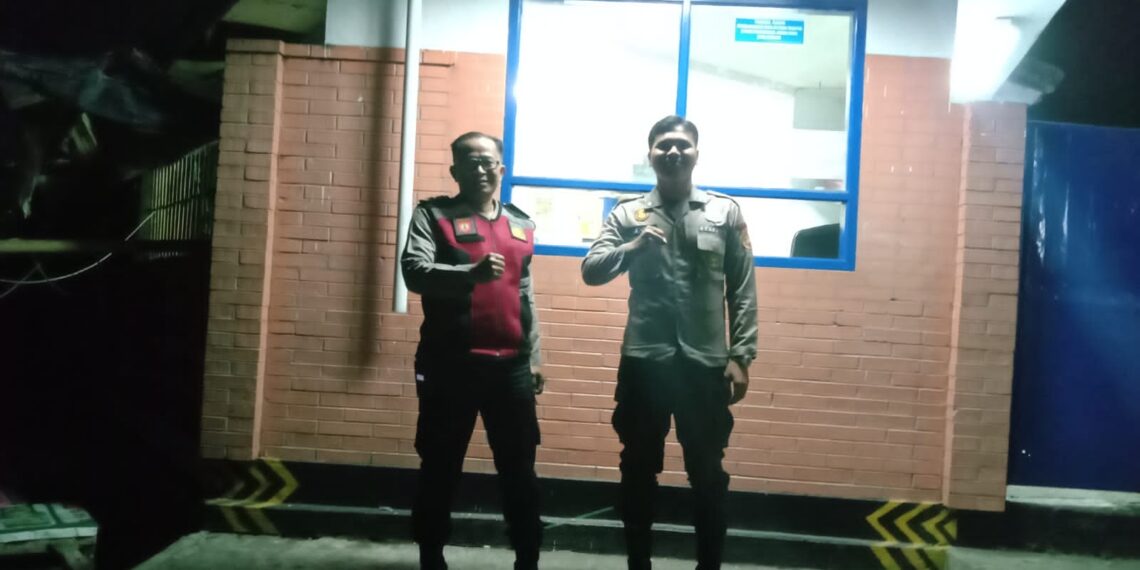 Polsek Kadudampit Patroli Jam Malam Rawan Gukamtibmas