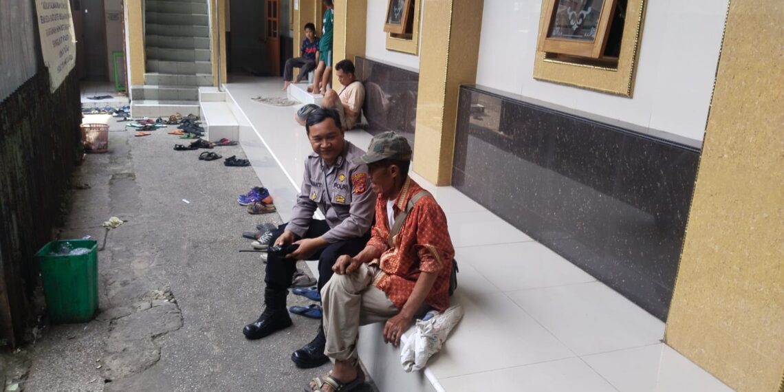Giat Patroli Dialogis di Wilkumnya Unit Samapta Polsek Cikole