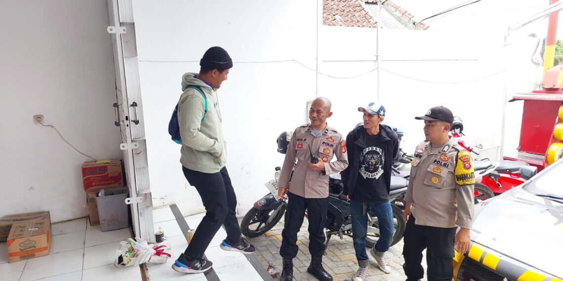 Polsek Sukabumi Laksanakan Patroli dan Gatur Siang Kurangi Kemacetan