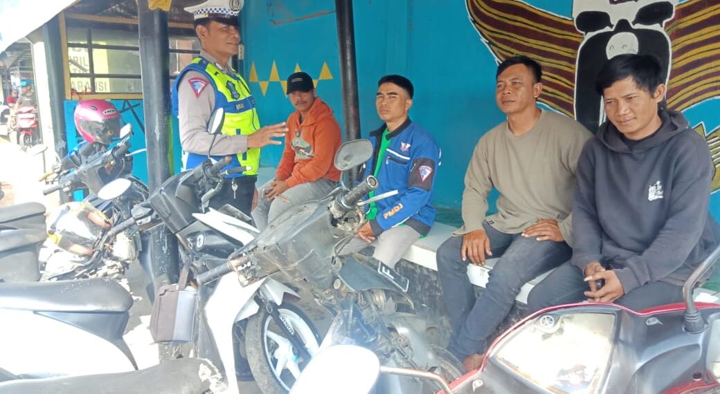 Unit Lantas Polsek Sukalarang Optimalisasi Kegiatan Dikmas Lantas Dalam Mengurangi Kecelakaan Dan Pelanggaran Lalu Lintas