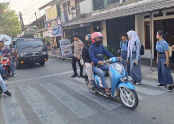 Polsek Citamiang Gatur Pagi Hari Sebagai Bentuk Pelayanan Kepada Masyarakat