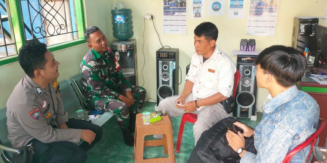 Dekati warga Babinkamtibmas bersinergi dengan Babinsa Sambangi Warga dan Berikan Imbauan Kamtibmas
