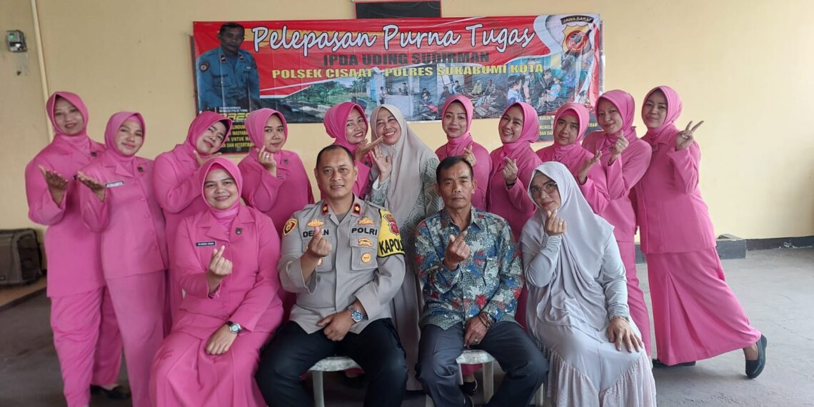 Anggota Polsek Cisaat Gelar Pelepasan Purna Tugas