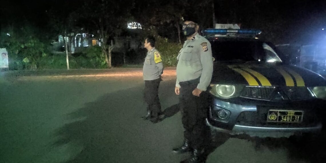 Antisipasi Cegah C3 Wilayah Kecamatan Kebon Pedes, Polsek Kebon Pedes Lakukan Patroli Malam
