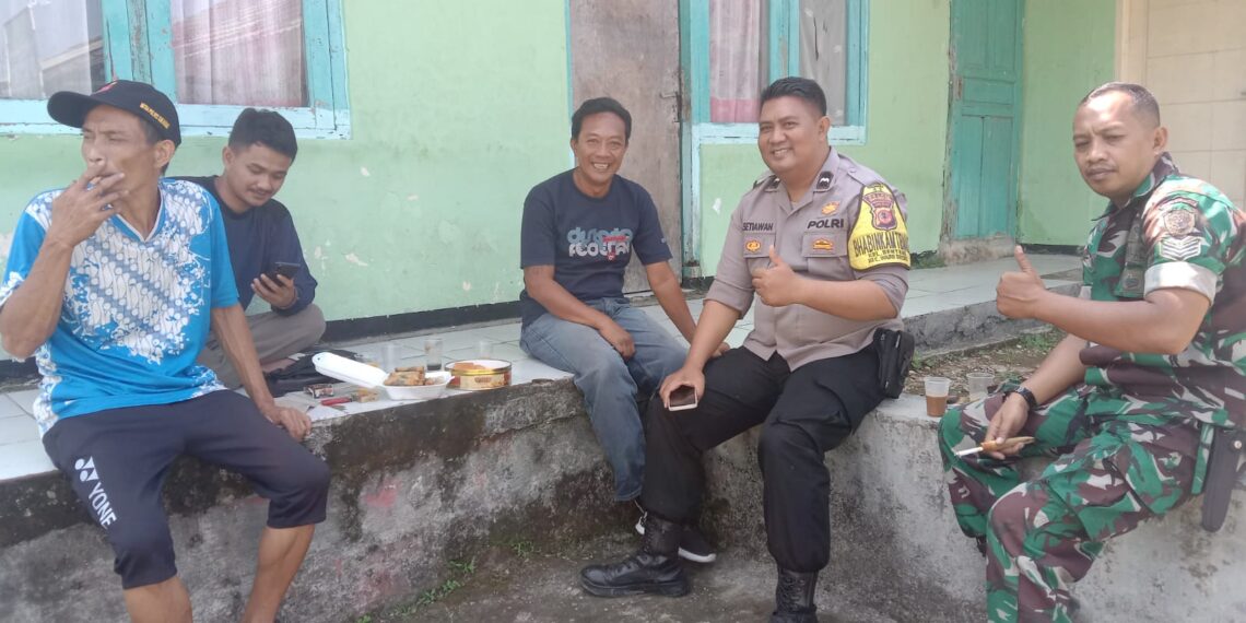 Anggota Bhabinkamtibmas Polsek Warudoyong Sambangi Warga Sampaikan Imbauan Kamtibmas