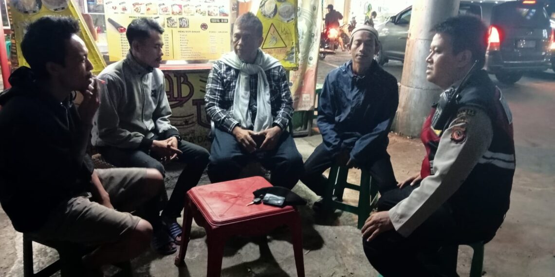 Cegah Gangguan Kamtibmas Pada Saat Malam Hari Anggota Samapta Intesifkan Patroli