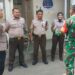 Cegah Aksi Kejahatan, Anggota Bhabinkamtibmas berikan Himbauan Kamtibmas Kepada Security