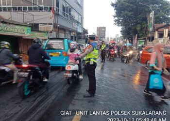 Gatur Lalin Pagi, Bentuk Pelayanan Unit Lantas Polsek Sukalarang Kepada Masyarakat Pasca Masuk Karyawan PT. Pratama Dan PT. GSI II