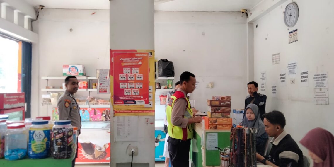 Cegah Aksi Kriminal,Unit Samapta Polsek Cireunghas Laksanakan Patroli Perbankan