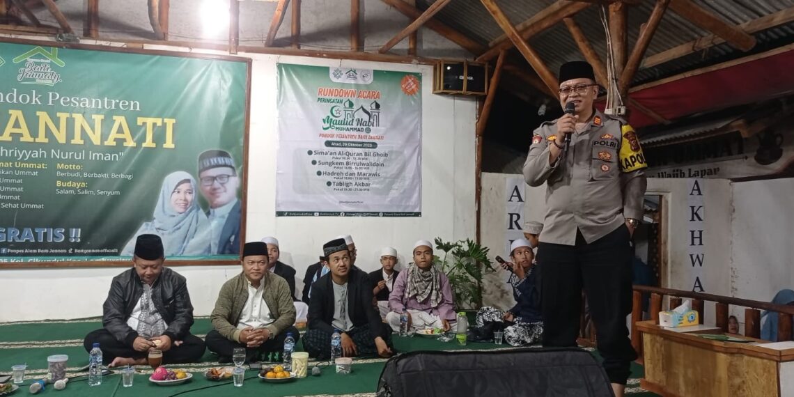 Peringatan Maulid Nabi Muhammad S.A.W 1445 H Dihadiri Kapolsek Lembursitu