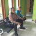 Bhabinkamtibmas Polsek Kadudampit Sambangi Warga Dimalam Hari Dan Ajak Warga Jaga Kamtibmas