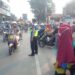 Antisipasi Kemacetan,Polisi polsek sukalarang Gelar Gatur Sore Bubaran Karyawan PT. Pratama Dan PT. GSI II