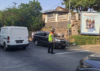 Personil Citamiang Gatur Lalin di Pagi Hari Sebagai Bentuk Pelayanan Pada Masyarakat