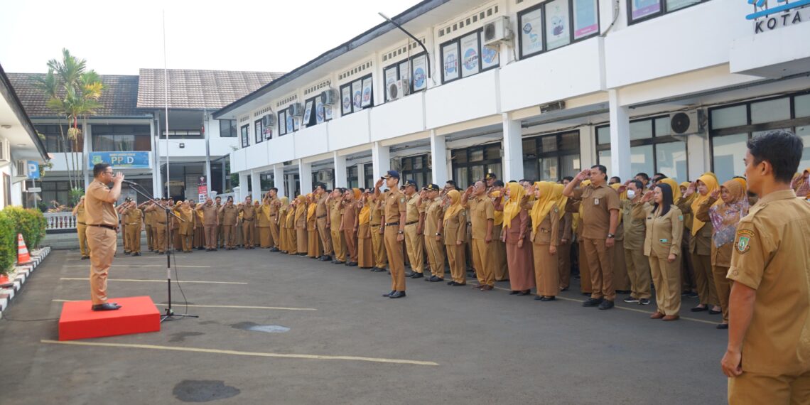 Pimpin Apel di Lingkup Setda, Pj Wali Kota Sukabumi Dorong Kedisipilinan dan Profesionalisme