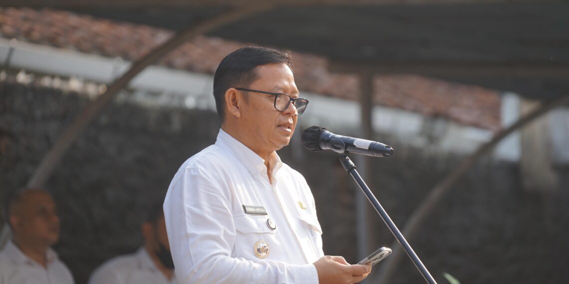 PJ Wali Kota Hadiri Apel di Lingkungan RSUD Syamsudin SH