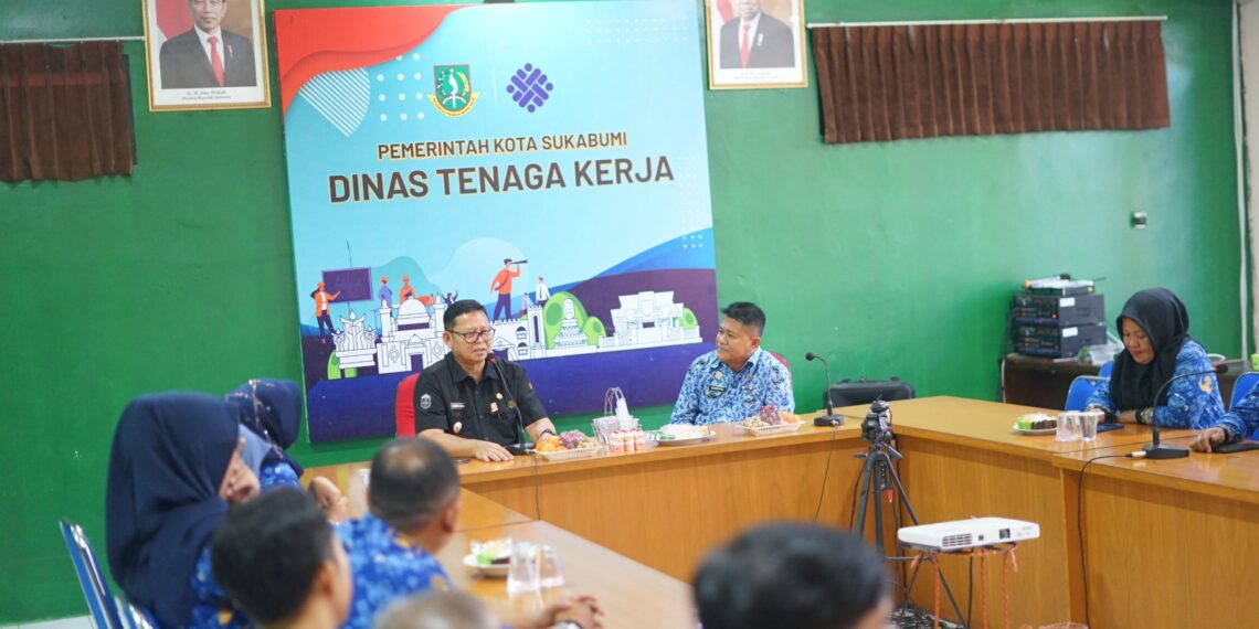 Kunjungan Kerja PJ Wali Kota Sukabumi Ke Kantor Disnaker dan Dinsos