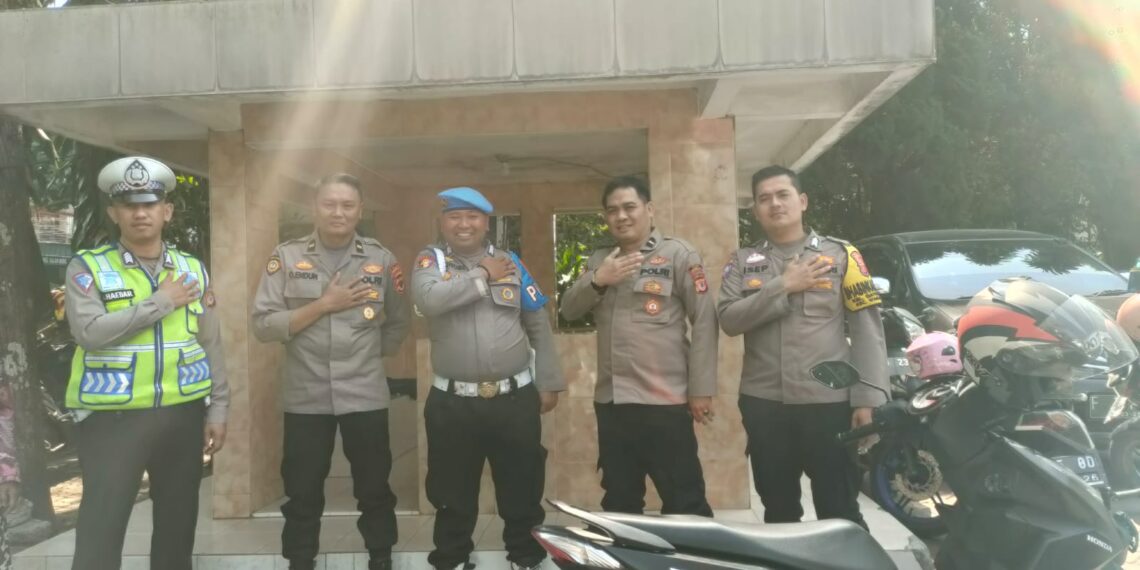 Pam Gereja, Sudah Menjadi Rutinitas Anggota Polsek Warudoyong