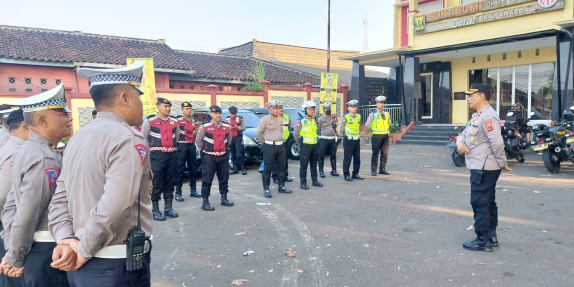 Polsek Cisaat Amankan Jalan Sehat,Bazar dan Donor Darah HUT Golkar ke 59 Kab.Sukabumi