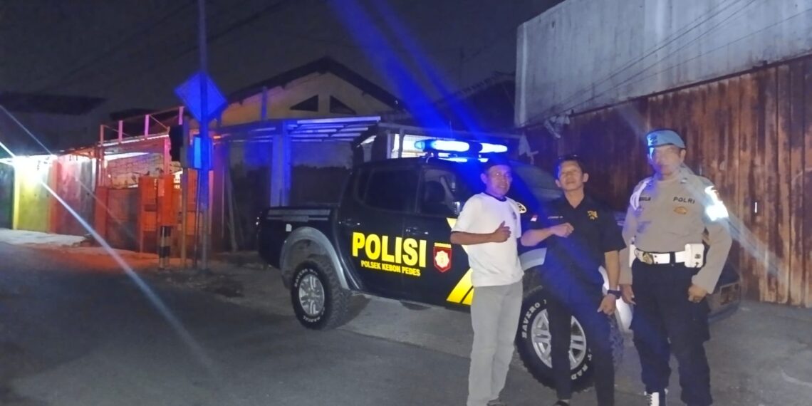 Tekan Tindakan Kriminalitas, Polsek Kebon Pedes Patroli Malam