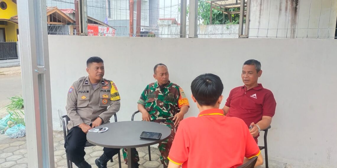 SINERGITAS TNI-POLRI MELAKSANAKAN SAMBANG / SILATURAHMI KAMTIBMAS KEPADA WARGA MASYARAKAT.