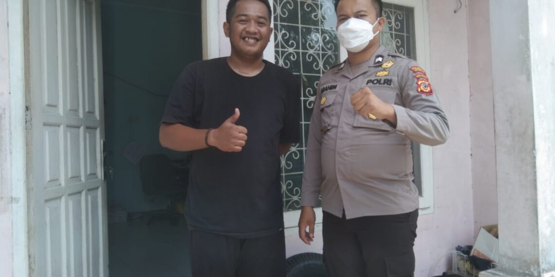 Ciptakan Rasa Aman, Anggota Samapta Polsek Warudoyong Laksanakan Patroli dialogis di Siang Hari