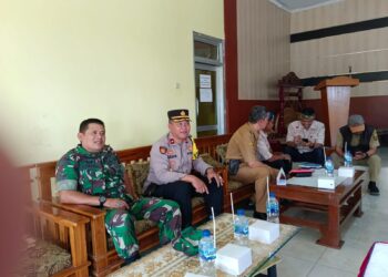 Wujud kokohnya Sinergitas Tiga Pilar, Kapolsek Sukaraja kunjungi kantor Kecamatan Sukaraja dalam rangka Silaturahmi dengan aparatur pemerintahan
