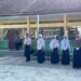 Bhabinkamtibmas Berikan Arahan Kepada Pelajar Jadi Pembina Upacara Hari Senin