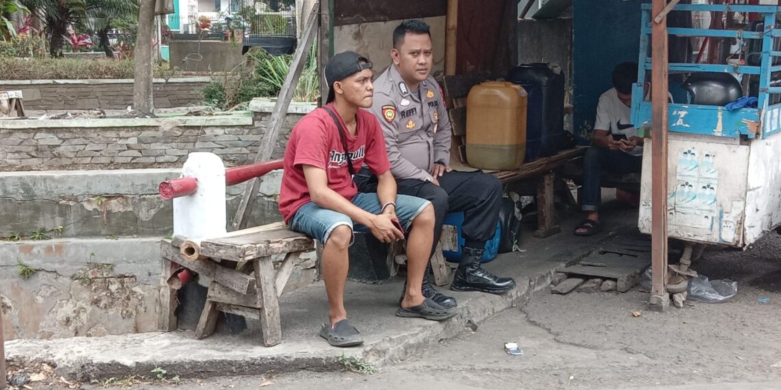Patroli Dialogis Sampaikan Pesan Kamtibmas Pada Masyarakat Oleh Unit Samapta Polsek Cisaat