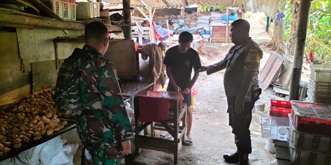 Sambangi Warga, Polisi di Kota Sukabumi Sampaikan Imbauan Kamtibmas