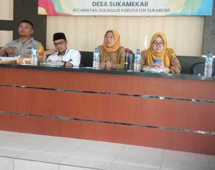 Bhabinkamtibmas Polsek Sukaraja menghadiri kegiatan Musyawarah Perencanaan Pembangunan ( Musrenbang )