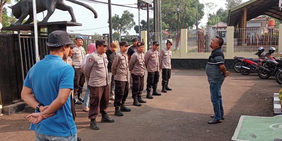 Gelar Apel Pagi Polsek Citamiang  Sebagai Bentuk Kedisiplinan.