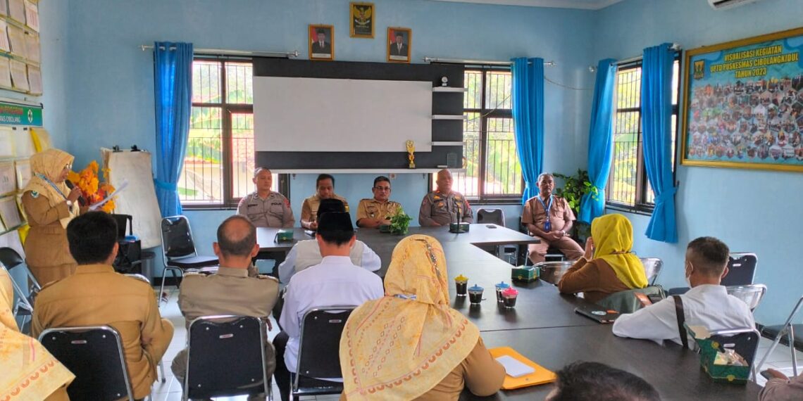 Polsek Cisaat gelar Ngariung sareng Kapolsek,tampung Aduan,saran dari masyarakat