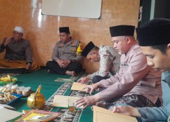 Kapolek Sukalarang Menghadiri Pengajian Rutin Bersama Ketus MUI di Masjid Darul Fallah Sukalarang