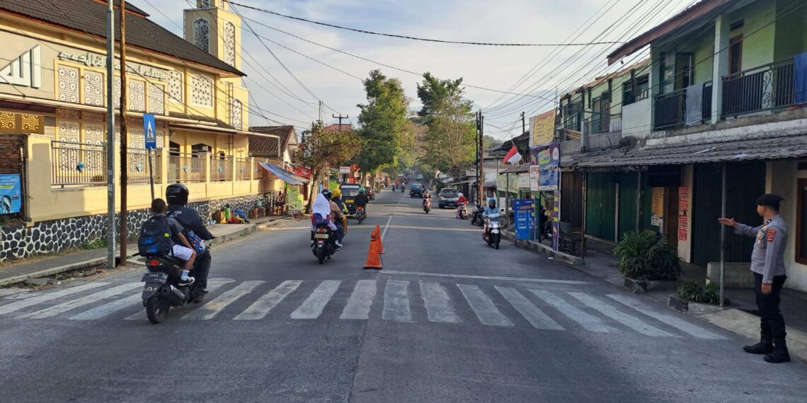 Gatur Pagi Hari Polsek Citamiang Sebagai Bentuk Pelayanan Kepada Masyarakat
