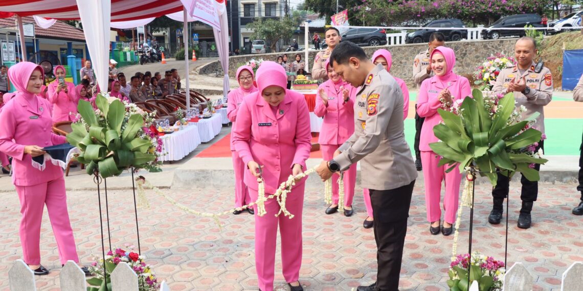 Kapolres Sukabumi Kota Resmikan Lapang Voli Alus Pisan dan P2L Bhayangkari