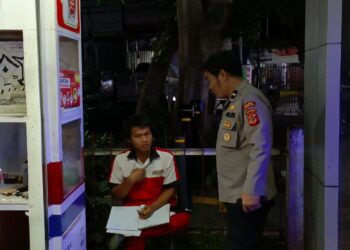 Antisipasi Gukamtibmas, anggota patroli  Polsek Warudoyong Polres Sukabumi Kota Gencar Laksanakan Patroli Malam Hari.