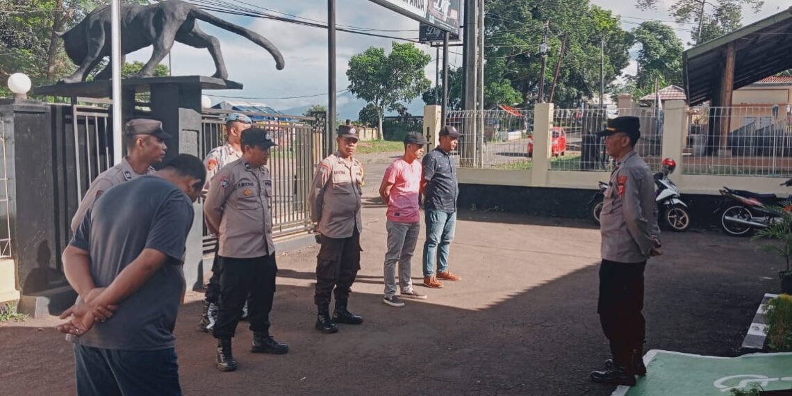 Polsek Citamiang Gelar Apel Pagi Sebagai Bentuk Kedisiplinan.