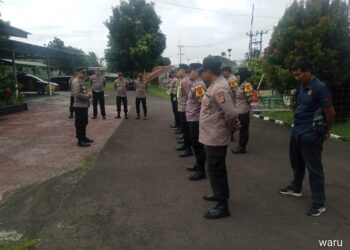 Polsek Warudoyong Gelar Apel Pagi Sebagai Bentuk Kedisiplinan.