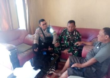 Berikan Himbauan Pesan Kamtibmas Sinegritas TNI POLRI Sambangi Warga