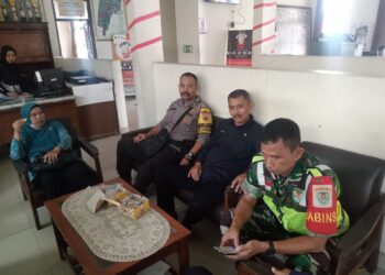 Datangi Warga Langsung, Babinkamtibmas Berikan Himbauan Gukamtibmas