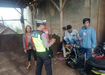 Unit Lantas Polsek Sukalarang Optimalisasi Kegiatan Dikmas Lantas Dalam Mengurangi Kecelakaan Dan Pelanggaran Lalu Lintas