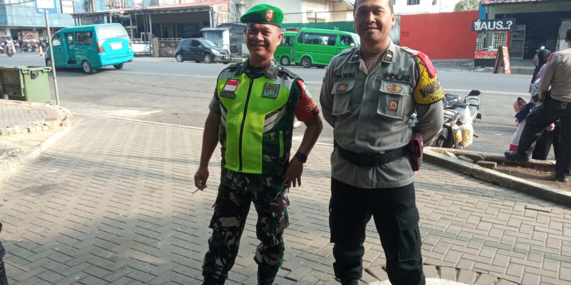 Sinergitas TNI POLRI Polsek Cisaat laksanakan Patroli Gabungan  Cipta Kondisi Jelang Pemilu