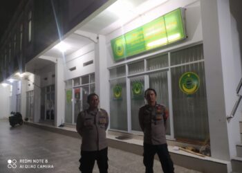 Lakukan Patroli Anggota Polsek Cisaat ke Gudang Logistik PPK Cisaat