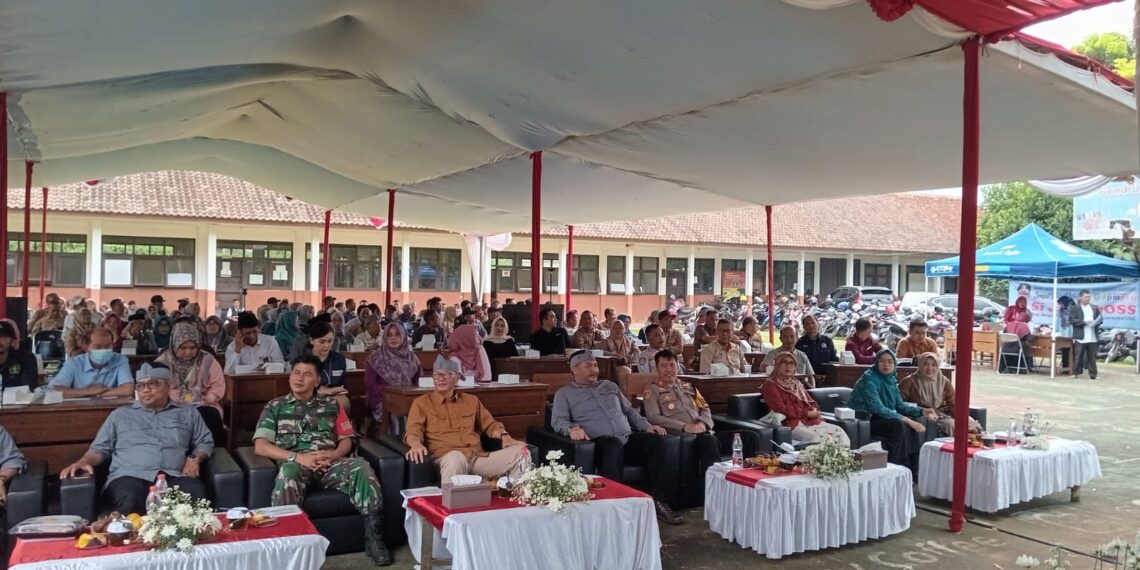 Kapolsek Gunungpuyuh Forkopincam Hadiri Kegiatan Musyawarah Perencanaan Pembangunan (Musrenbang) Kecamatan Gunungpuyuh Kota Sukabumi