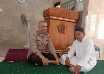 Laksanakan Anjangsana Kepada Tokoh Agama Kanit Binmas Polsek Cibeureum